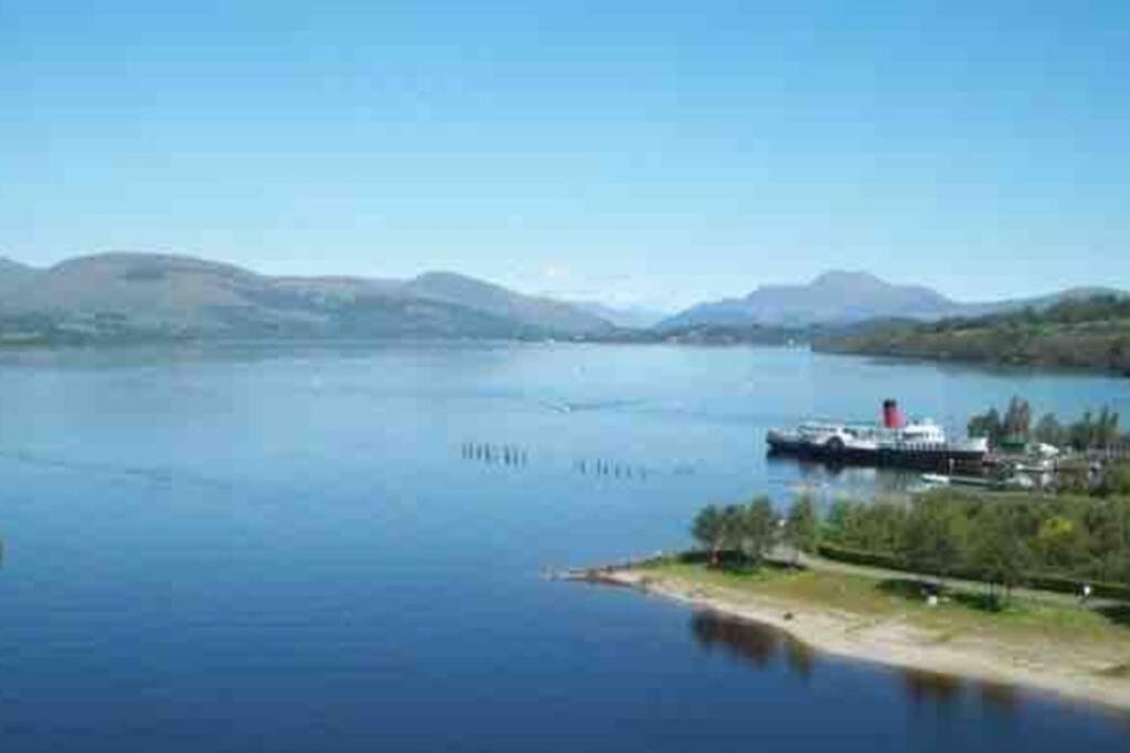 One Bedroom Flat On The Banks Of Loch Lomond Alexandria Kültér fotó